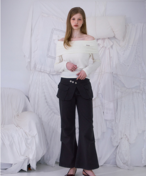 ROSEFRANTZ（ロゼフランツ）の「Skirt Layered Bootcut Pants [Charcoal]（その他パンツ・レディース・ダークグレー・SMALL/MEDIUM）」の4枚目の写真