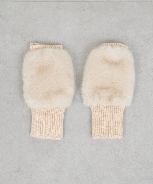 GALLARDAGALANTE（ガリャルダガランテ）の「エコファーハンドウォーマー（その他小物・レディース・ベージュ/グレイッシュベージュ・FREE）」の5枚目の写真