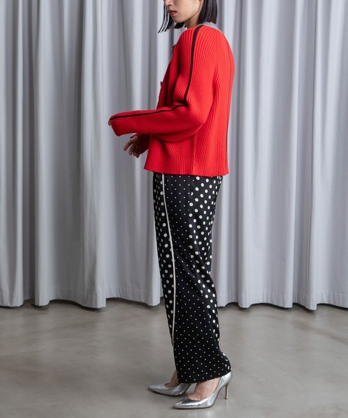 MARECHAL TERRE（マルシャルテル）の「クルーネックカラーカーディガン（カーディガン/ボレロ・レディース・レッド/ライム/パープル/ブラック・MEDIUM）」の8枚目の写真