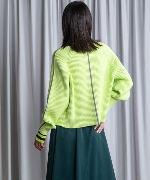 MARECHAL TERRE（マルシャルテル）の「クルーネックカラーカーディガン（カーディガン/ボレロ・レディース・レッド/ライム/パープル/ブラック・MEDIUM）」の22枚目の写真