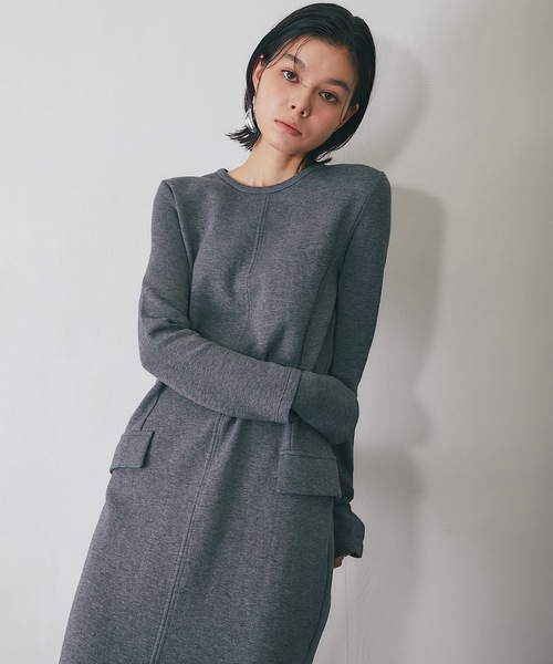 SMILE ORCHID(スマイルオーキッド)の「ストレッチロング丈ワンピース(ワンピース・レディース・グレー/ネイビー・M)」の17枚目の写真