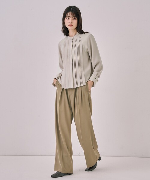 UNITED TOKYO（ユナイテッドトウキョウ）の「【WEB限定カラーあり】ピンタックバイカラーブラウス｜ウォッシャブル/オフィスカジュアル/オケージョン/細見え/通勤/冬服（シャツ/ブラウス・レディース・グレー/ベージュ/ネイビー・FREE）」の19枚目の写真