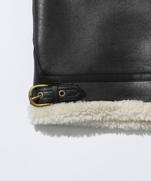 HINSON(ヒンソン)の「HINSON/ヒンソン B-3 フェイクムートン ジャケット(ブルゾン・メンズ・ブラック/ブラウン・MEDIUM/LARGE)」の17枚目の写真