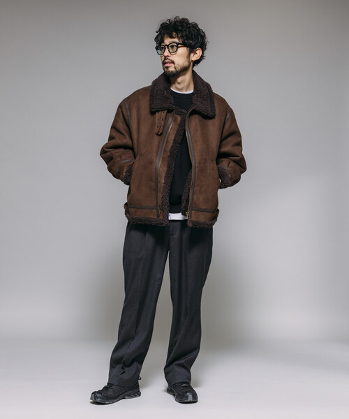 HINSON(ヒンソン)の「HINSON/ヒンソン B-3 フェイクムートン ジャケット(ブルゾン・メンズ・ブラック/ブラウン・MEDIUM/LARGE)」の20枚目の写真