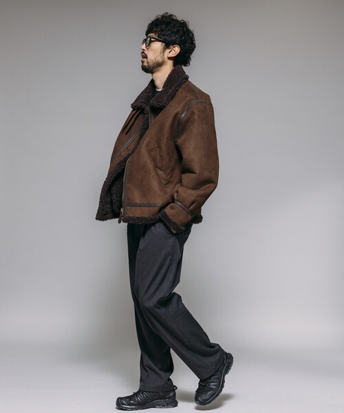 HINSON(ヒンソン)の「HINSON/ヒンソン B-3 フェイクムートン ジャケット(ブルゾン・メンズ・ブラック/ブラウン・MEDIUM/LARGE)」の21枚目の写真