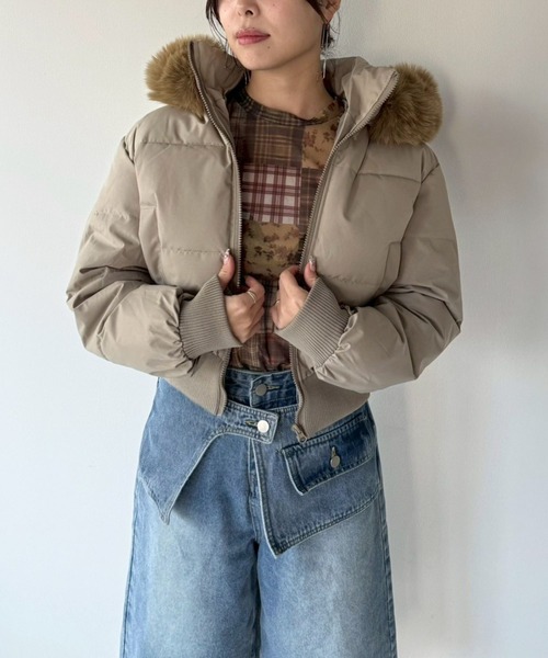 SANSeLF（サンセルフ）の「【SANSeLF】 ショートボリュームダウンジャケット saw25a059（ダウンジャケット/コート・レディース・ネイビー/ベージュ・FREE）」の8枚目の写真