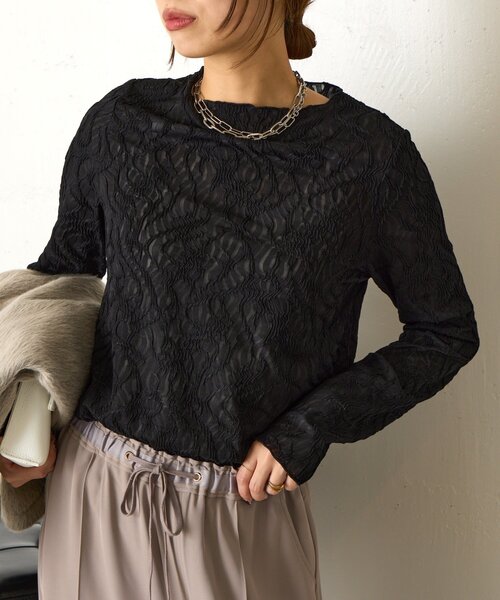 Jena espace merveilleux（ジェナ　エスパスメルヴェイユ）の「【インナーにも◎】ウェーブジャガードプルオーバー（Tシャツ/カットソー・レディース・ブラック/アイボリー・FREE）」の2枚目の写真