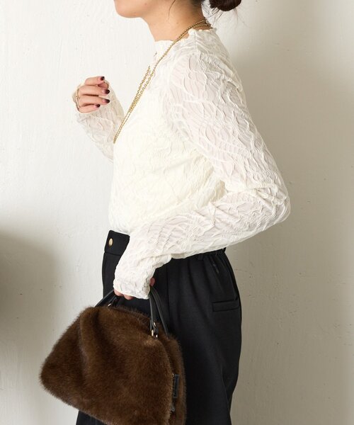 Jena espace merveilleux（ジェナ　エスパスメルヴェイユ）の「【インナーにも◎】ウェーブジャガードプルオーバー（Tシャツ/カットソー・レディース・ブラック/アイボリー・FREE）」の10枚目の写真