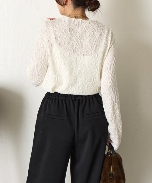 Jena espace merveilleux（ジェナ　エスパスメルヴェイユ）の「【インナーにも◎】ウェーブジャガードプルオーバー（Tシャツ/カットソー・レディース・ブラック/アイボリー・FREE）」の12枚目の写真