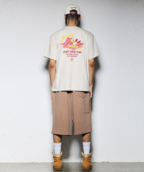 PHILIPPAKER(フィリップペイカー)の「ペリーローファー サーフィン シンディ 半袖Tシャツ ベージュ(Tシャツ/カットソー・メンズ・その他・MEDIUM/LARGE)」の3枚目の写真