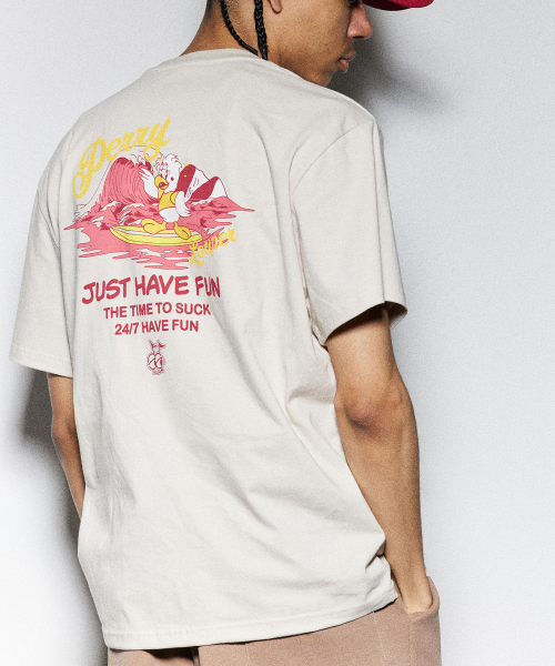 PHILIPPAKER(フィリップペイカー)の「ペリーローファー サーフィン シンディ 半袖Tシャツ ベージュ(Tシャツ/カットソー・メンズ・その他・MEDIUM/LARGE)」の10枚目の写真
