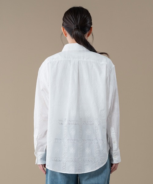 Levi's(リーバイス)の「Levi's/リーバイス ハーリー オーバーサイズシャツ(シャツ/ブラウス・レディース・ホワイト・S/M/L)」の3枚目の写真