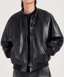 BUTTON SEOUL（ボタンソウル）の「[ダックダウン80/20] バックルポイントナグランビーガンレザーパディッドライダージャケット(ブラック)（MA-1）」