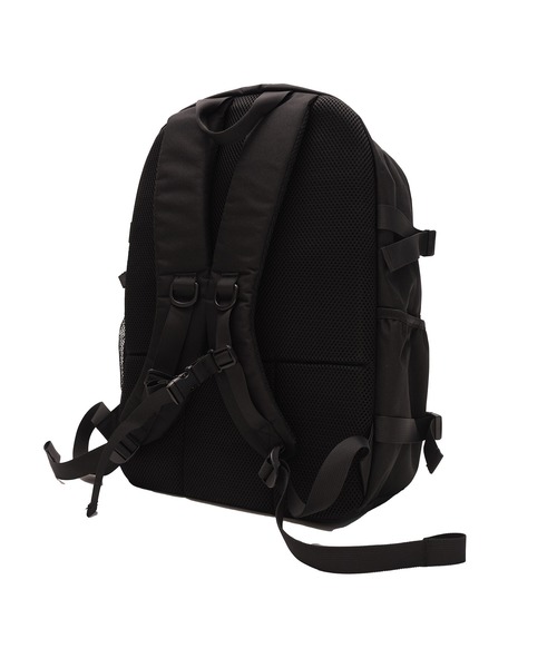 KiU（キウ）の「エブリディバックパック 15インチPC対応 (34L)（バックパック/リュック・レディース・ブラック/サンドベージュ・FREE）」の12枚目の写真