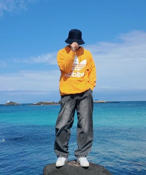 ACSHI（アクシ）の「ワンタックウォッシュドバルーンフィットワイドデニムパンツユニセックス（ブラック）（デニムパンツ・レディース・その他・M/L/XL/XS/S/XXL）」の3枚目の写真