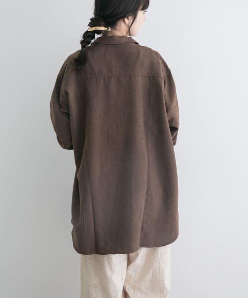 ITEMS URBANRESEARCH(アイテムズ アーバンリサーチ)の「ピーチスキンシャツ(シャツ/ブラウス・レディース・ブラウン/スミクロ/ベージュ・FREE)」の15枚目の写真