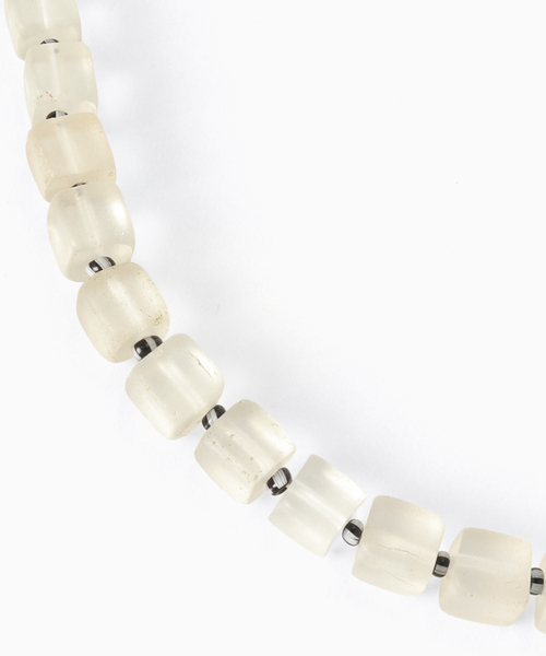 on the sunny side of the street（オンザサニーサイドオブザストリート）の「on the sunny side of the street Antique Bohemian Trade Beads ネックレス（ネックレス・メンズ・ライトホワイト・FREE）」の4枚目の写真