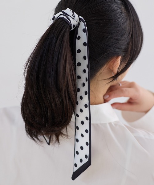 VIS（ビス）の「ナロースカーフ（バンダナ/スカーフ・レディース・ホワイト/オフホワイト/ブラウン・FREE）」の2枚目の写真