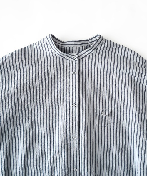 休日と詩(キュウジツトウタ)の「小さなポケットのロングシャツ(シャツ/ブラウス・レディース・ベージュ系その他/ブルー系その他・FREE)」の13枚目の写真