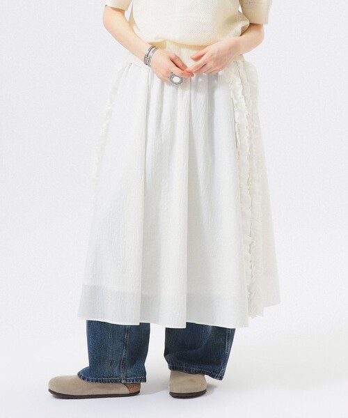 BEAMS BOY（ビームスボーイ）の「ドビー フリル スカート（スカート・レディース・オフホワイト/ネイビー・ONE SIZE）」の6枚目の写真