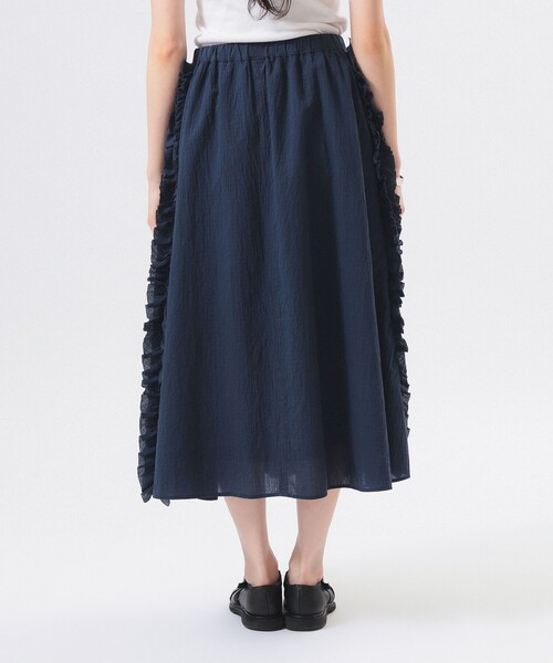 BEAMS BOY（ビームスボーイ）の「ドビー フリル スカート（スカート・レディース・オフホワイト/ネイビー・ONE SIZE）」の17枚目の写真