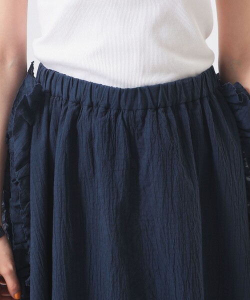 BEAMS BOY（ビームスボーイ）の「ドビー フリル スカート（スカート・レディース・オフホワイト/ネイビー・ONE SIZE）」の18枚目の写真