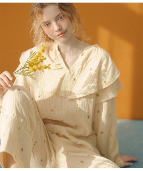 PEACH JOHN(ピーチジョン)の「コットンダブルガーゼパジャマ(ルームウェア/パジャマ・レディース・イエロー/ホワイト・ONE SIZE)」の11枚目の写真