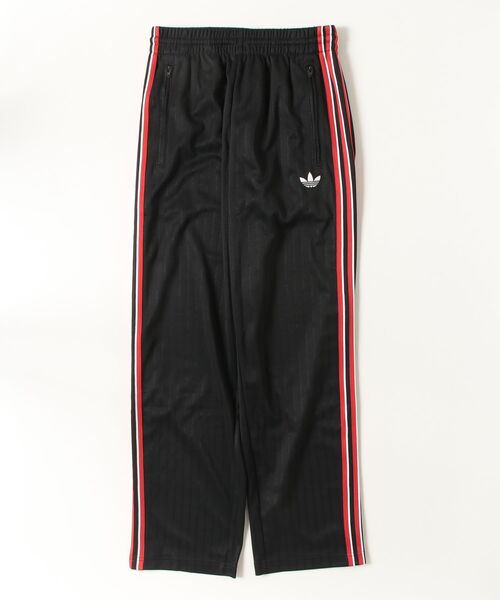 adidas（アディダス）の「ファイヤーバード ルーズ ピンストライプ