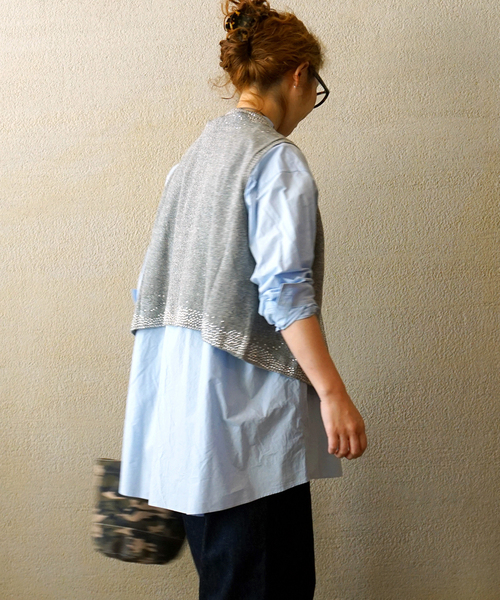 JOURNAL STANDARD LUXE（ジャーナルスタンダード　ラックス）の「LC ビジューベスト（ベスト・レディース・ベージュ/ライトグレー・FREE）」の5枚目の写真