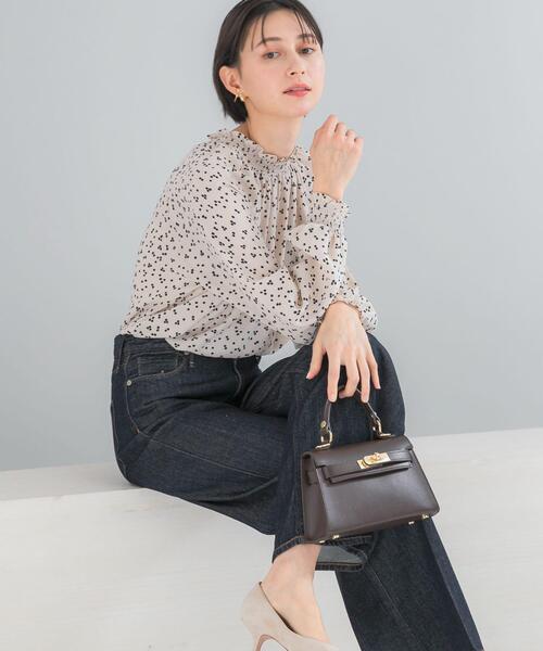 URBAN RESEARCH ROSSO WOMEN(アーバンリサーチ ロッソ)の「『WEB/一部店舗限定』ウォッシャブルランダムドットブラウス(シャツ/ブラウス・レディース・ブラック/ライトベージュ・FREE)」の5枚目の写真
