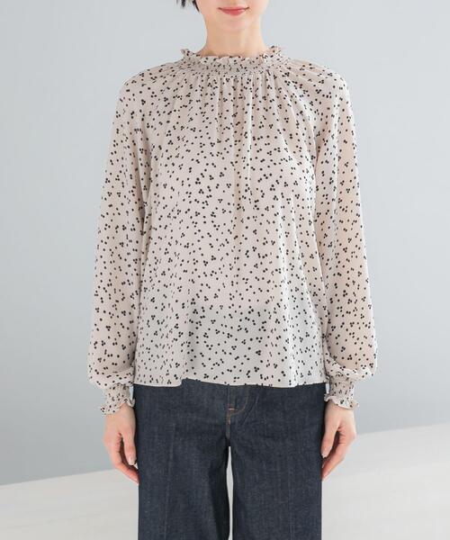 URBAN RESEARCH ROSSO WOMEN(アーバンリサーチ ロッソ)の「『WEB/一部店舗限定』ウォッシャブルランダムドットブラウス(シャツ/ブラウス・レディース・ブラック/ライトベージュ・FREE)」の6枚目の写真