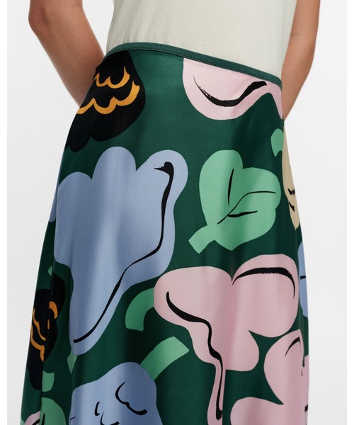 marimekko(マリメッコ)の「Kukasta Kukkaan / skirt(スカート・レディース・グリーン・36/34)」の4枚目の写真
