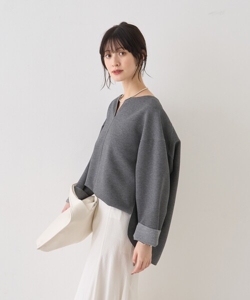 Rouge vif（ルージュヴィフ）の「ダブルフェイスプルオーバーブラウス/春服/オフィスカジュアル/レイヤードトップス/手洗い可能（シャツ/ブラウス・レディース・ホワイト/チャコールグレー/ベージュ・フリー）」の7枚目の写真