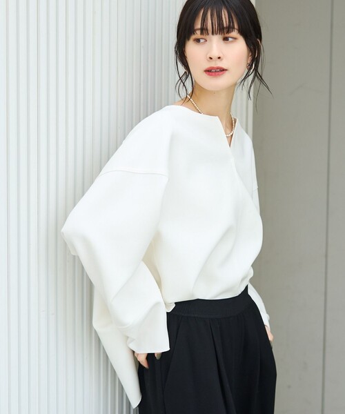 Rouge vif（ルージュヴィフ）の「ダブルフェイスプルオーバーブラウス/春服/オフィスカジュアル/レイヤードトップス/手洗い可能（シャツ/ブラウス・レディース・ホワイト/チャコールグレー/ベージュ・フリー）」の16枚目の写真