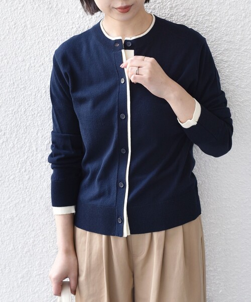 SHIPS Colors(シップス カラーズ)の「SHIPS Colors:〈手洗い可能〉配色 ニット クルーネック カーディガン◇(カーディガン/ボレロ・レディース・ネイビー/ブラウン/ナチュラル・ONE SIZE)」の4枚目の写真