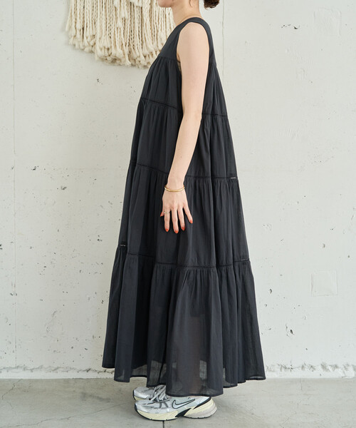FREAK'S STORE(フリークスストア)の「限定展開 インド ティアード ハシゴレース ノースリーブ ワンピース(ワンピース・レディース・レッド/ブラウン系その他/ブラック/オフホワイト/ブルー・SMALL/MEDIUM)」の12枚目の写真