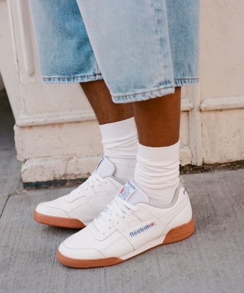Reebok（リーボック）の「ワークアウト プラス / WORKOUT PLUS（スニーカー・メンズ・ホワイト/ブラック/ホワイト系その他・31cm/30.0cm/29.0cm/28.5cm/28.0cm/27.5cm/27.0cm/26.5cm/26.0cm/25.5cm/25.0cm/24.0cm/24.5cm/23.5cm/23.0cm）」の2枚目の写真