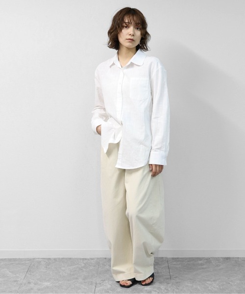 THE CELL.(ザセルドット)の「テンセルリネン BIGシャツ TENCEL LINEN OVERSIZED SHIRT(シャツ/ブラウス・レディース・オフホワイト/ブラック/アイボリー・FREE)」の9枚目の写真