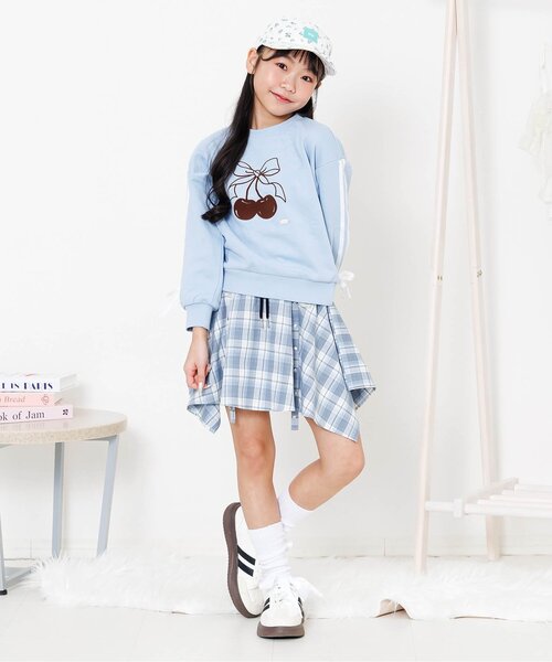 algy(アルジー)の「アシメヘムチェックスカパン(スカート・キッズ・ブラック/グレー/サックスブルー・140/130/160/150)」の14枚目の写真