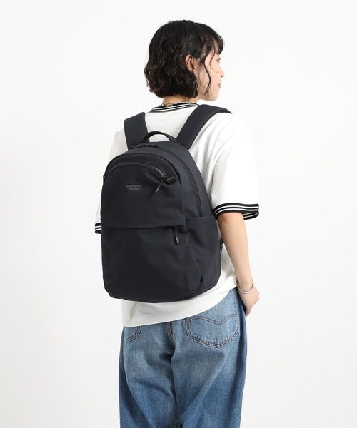 Manhattan Portage(マンハッタンポーテージ)の「NEUES ROOSEVELT ISLAND BACKPACK TUSSAH PVC(バックパック/リュック・メンズ・ブラック・MEDIUM)」の11枚目の写真