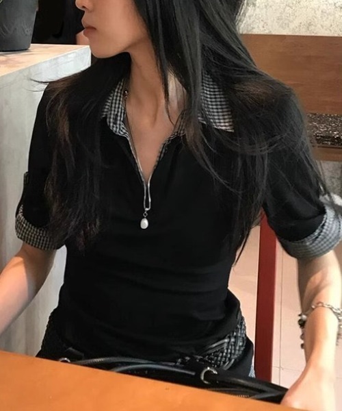 Alvia(アルビア)の「切り替えフェイクレイヤードTシャツ(Tシャツ/カットソー・レディース・ブラック・M)」の7枚目の写真