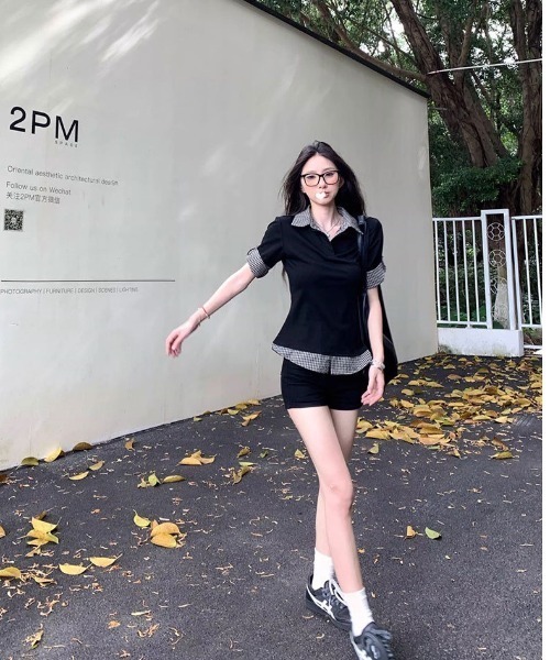 Alvia(アルビア)の「切り替えフェイクレイヤードTシャツ(Tシャツ/カットソー・レディース・ブラック・M)」の14枚目の写真