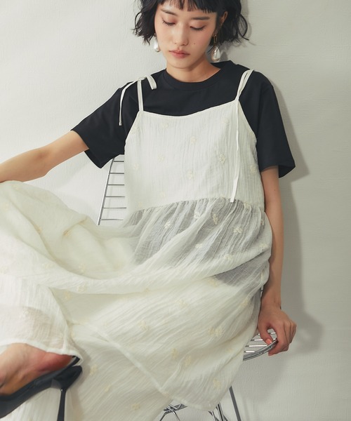 ANOTHER S(アナザーエス)の「【セットアップ対応】小花刺繍キャミワンピース(Tシャツ/カットソー・レディース・ブラック/オフホワイト・M)」の1枚目の写真