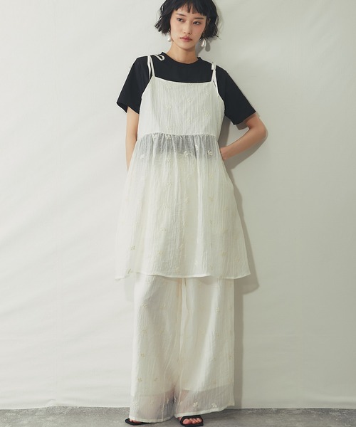 ANOTHER S(アナザーエス)の「【セットアップ対応】小花刺繍キャミワンピース(Tシャツ/カットソー・レディース・ブラック/オフホワイト・M)」の21枚目の写真