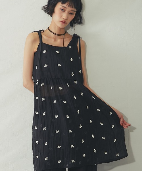 ANOTHER S(アナザーエス)の「【セットアップ対応】小花刺繍キャミワンピース(Tシャツ/カットソー・レディース・ブラック/オフホワイト・M)」の18枚目の写真