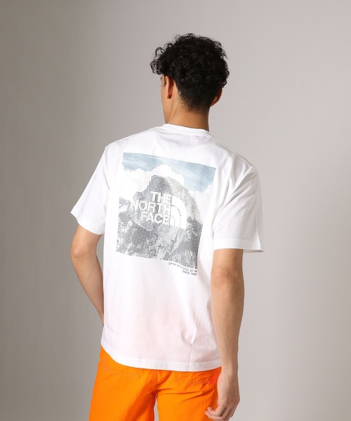 THE NORTH FACE（ザノースフェイス）の「【THE NORTH FACE(ザ・ノース・フェイス)】HALF DOME TEE[速乾]（Tシャツ/カットソー・メンズ・ホワイト/カーキ・MEDIUM/LARGE）」の6枚目の写真