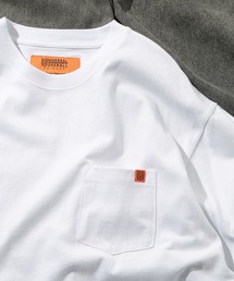 UNIVERSAL OVERALL（ユニバーサルオーバーオール）の「【UNIVERSAL OVERALL】定番ロゴポケットTシャツ POCKET TEE U2613219G（Tシャツ/カットソー）」