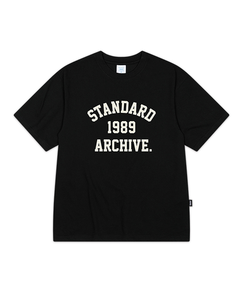 1989STANDARD(1989スタンダード)の「STANDARD ARCH クールコットンオーバーサイズ半袖 (SISSTD-0254)(Tシャツ/カットソー・メンズ・ブラック/ブルー/ホワイト/ネイビー・MEDIUM/LARGE/X-LARGE)」の1枚目の写真