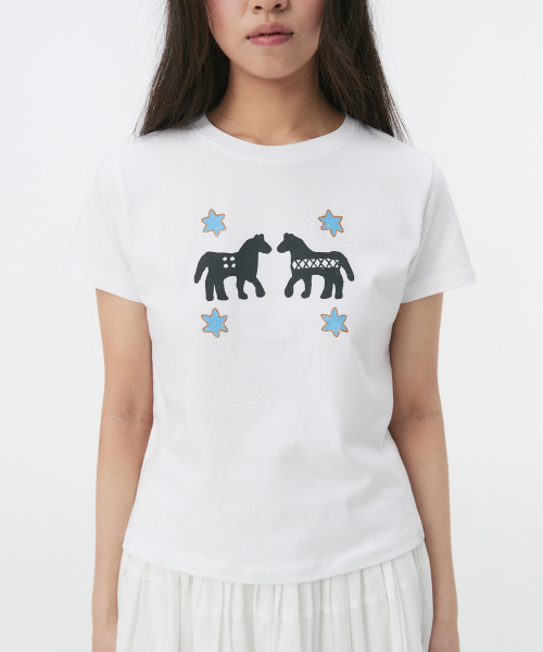 OHESHIO（オヘシオ）の「TWIN PONY CROP T-SHIRT, WHITE（Tシャツ/カットソー・レディース・その他・FREE）」の5枚目の写真