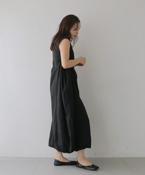 cheriella(シェリエラ)の「【cheriella】バルーンシルエットノースリーブワンピース BALLOON SILHOUETTE SLEEVELESS DRESS(ワンピース・レディース・ライトベージュ/ブラック・FREE)」の7枚目の写真